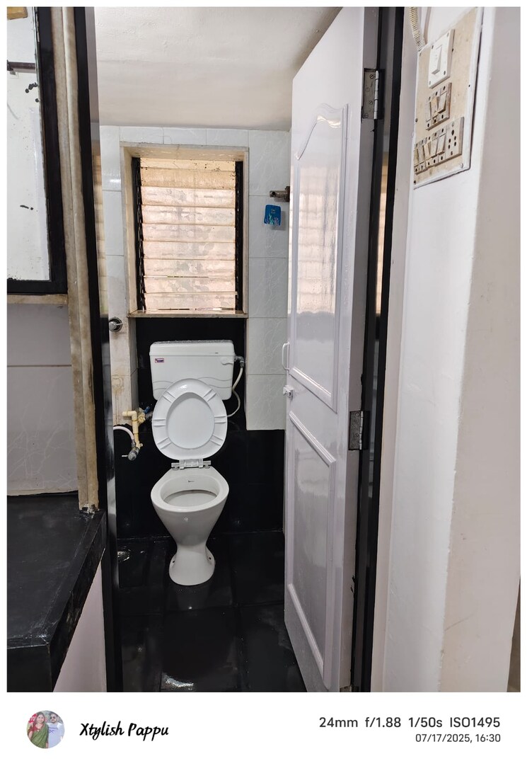 Bathroom, hdil-dheeraj-jamuna 2 Bedroom 650 Sq.Ft. Apartment In Malad West Mumbai 9217499