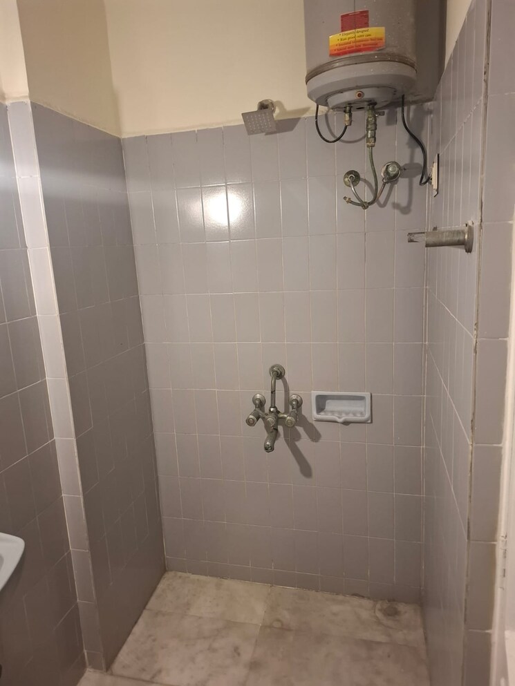 Bathroom, flower-valley-complex 2 Bedroom 700 Sq.Ft. Apartment In Khopat Thane 9217500