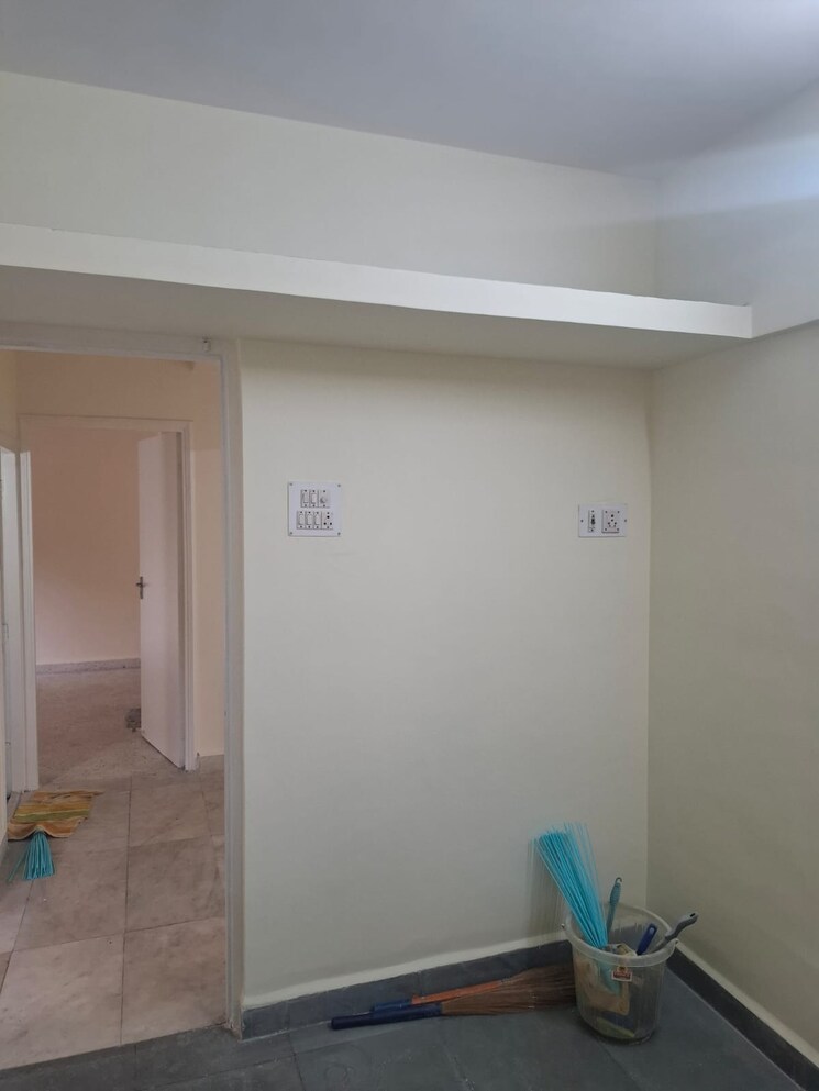 Room, flower-valley-complex 2 Bedroom 700 Sq.Ft. Apartment In Khopat Thane 9217500