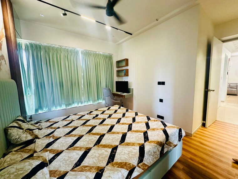 Bedroom, kalpataru-paramount 2 Bedroom 670 Sq.Ft. Apartment In Kapur Bawdi Thane 9217505