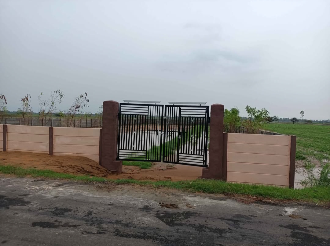 Plot For Sale in Om Kunj Residency Sultanp