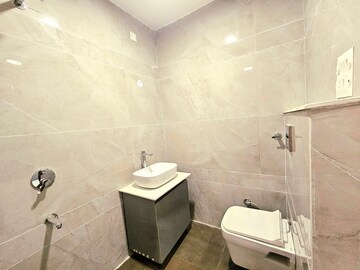Bathroom in 3 BHK Builder Floor at High Ground – for Sale