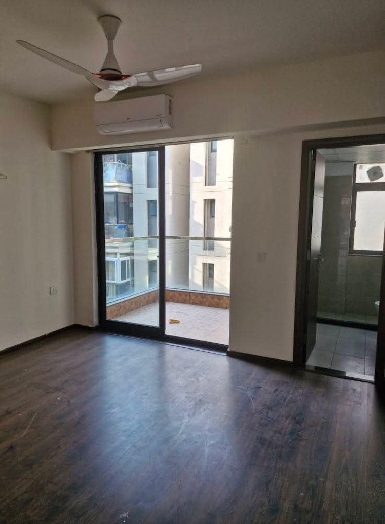 Room, adani-samsara-vilasa 3 Bedroom 372 Sq.Yd. Builder Floor In Sector 63 Gurgaon 9217551