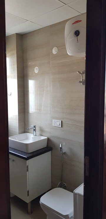 Bathroom in 1 RK Independent House at Sector 14 – for Rent