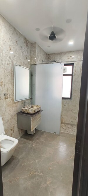 Attached Bathroom in 4 BHK Builder Floor at South City 1 – for Rent