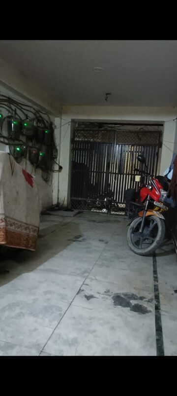 Parking in 2 BHK Builder Floor at Ashok Nagar – for Sale