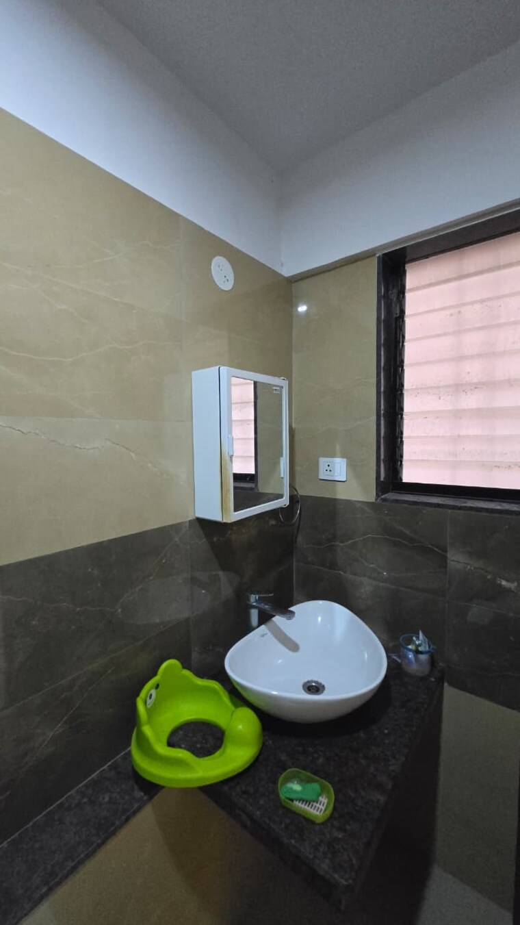 Bathroom, naren-bliss-phase-ii 2 Bedroom 850 Sq.Ft. Apartment In Hadapsar Pune 9217599