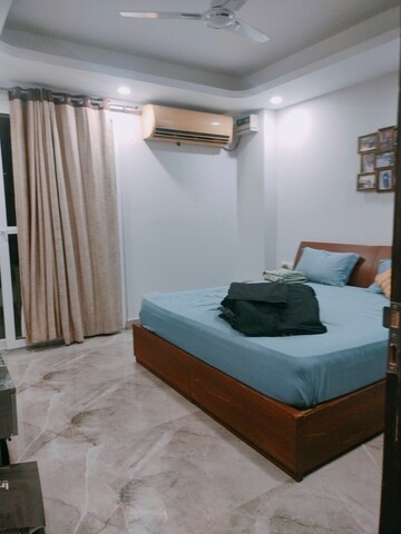 2 BHK Builder Floor For Rent in Sector 12