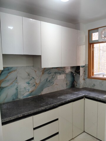 Kitchen in 2 BHK Builder Floor at Govindpuri – for Rent