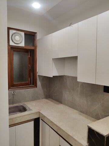 Kitchen in 2 BHK Builder Floor at Govindpuri – for Rent