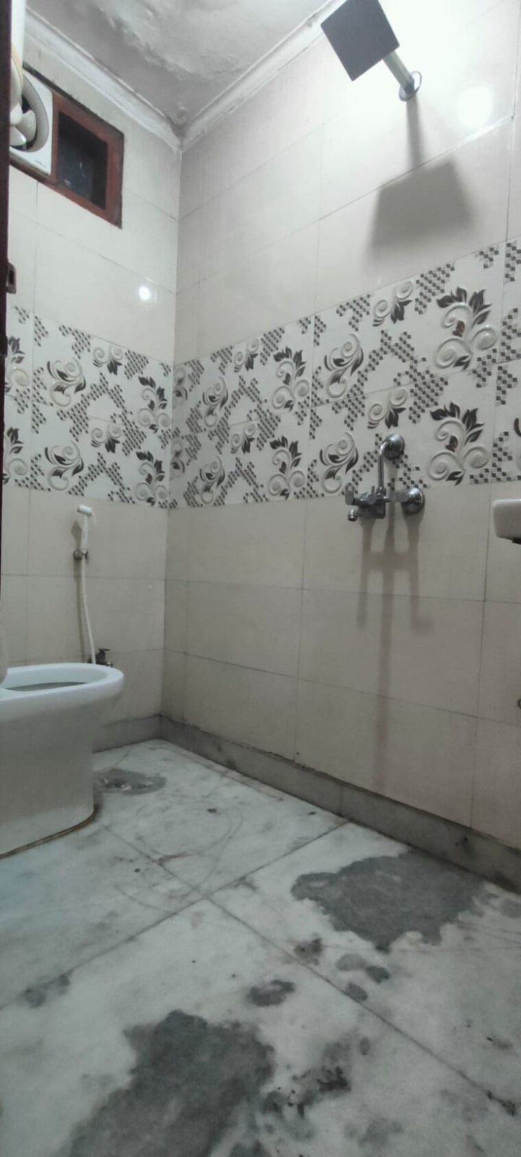 Bathroom, govindpuri 2 Bedroom 580 Sq.Ft. Builder Floor In Govindpuri Delhi 9217687