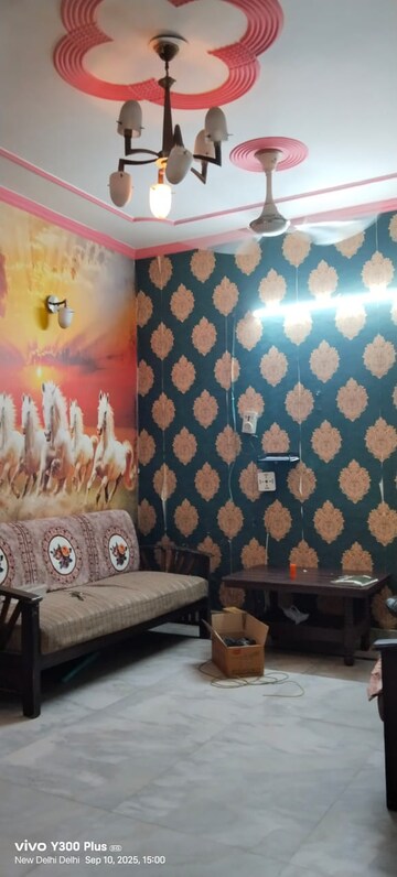 Furnished Amenities in 2 BHK Builder Floor at Govindpuri – for Rent