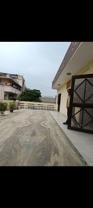 Terrace in 2 BHK Builder Floor at Acharya Niketan – for Rent