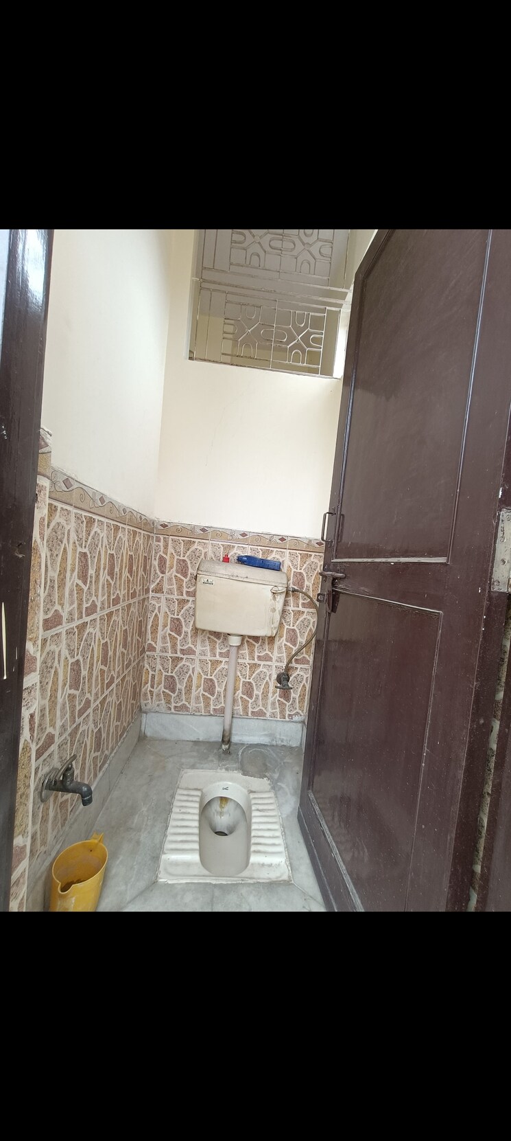 Bathroom, acharya niketan 2 Bedroom 850 Sq.Ft. Builder Floor In Acharya Niketan Delhi 9217709