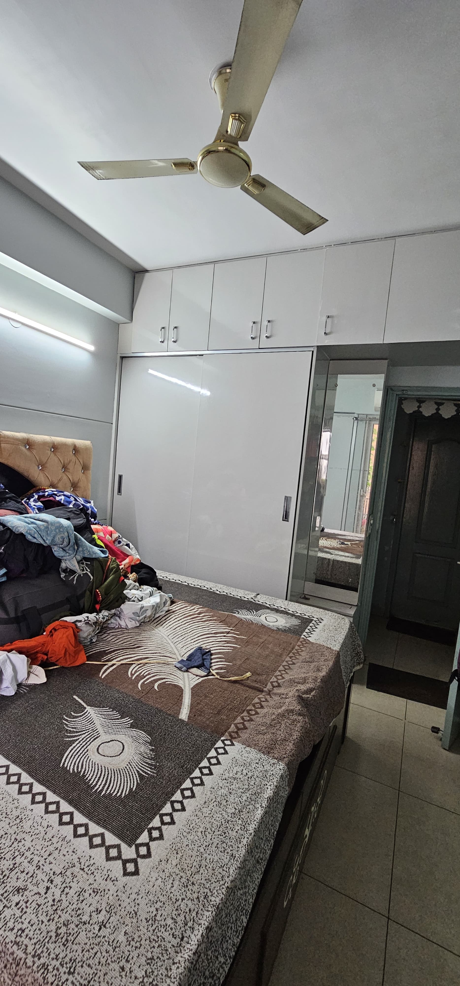 2.5 BHK + Study Room 1070 Sq.Ft. Apartment in Paras Tierea