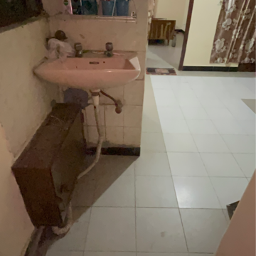 Kitchen in 1 BHK Builder Floor at Kotla Mubarakpur – for Rent
