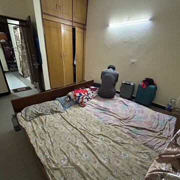 Bedroom in 1 BHK Builder Floor at Kotla Mubarakpur – for Rent