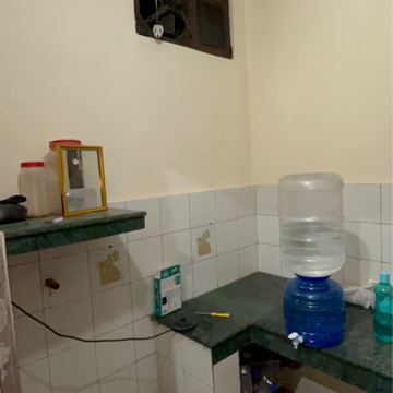 Kitchen in 1 BHK Builder Floor at Kotla Mubarakpur – for Rent
