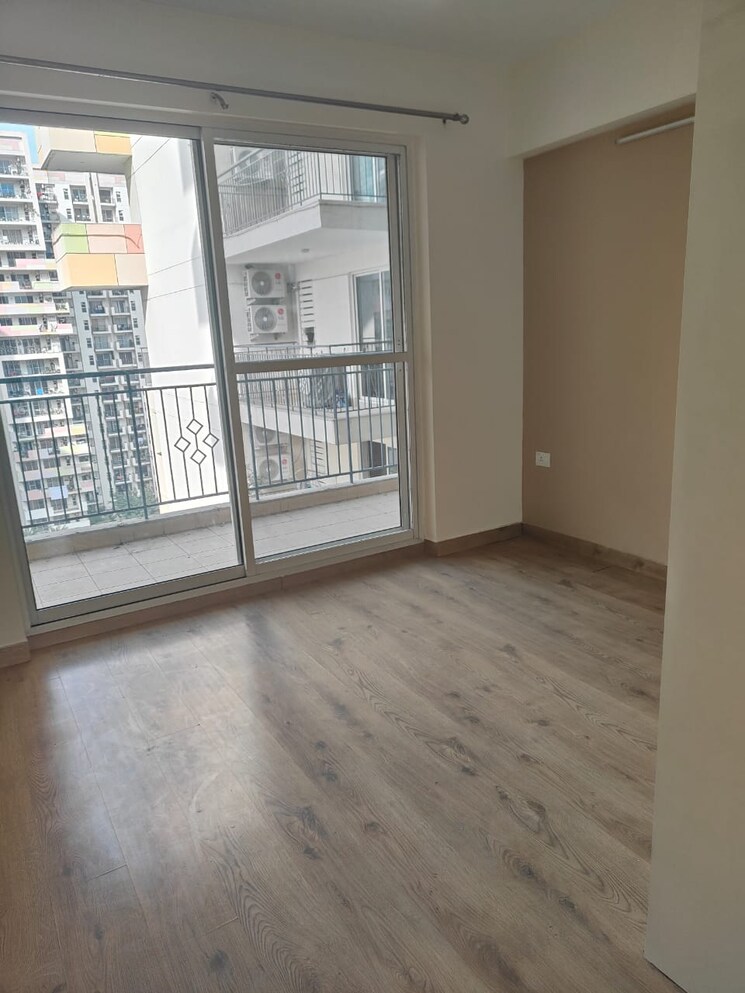 Room, mrg-the-balcony 2 Bedroom 645 Sq.Ft. Apartment In Sector 93 Gurgaon 9217765