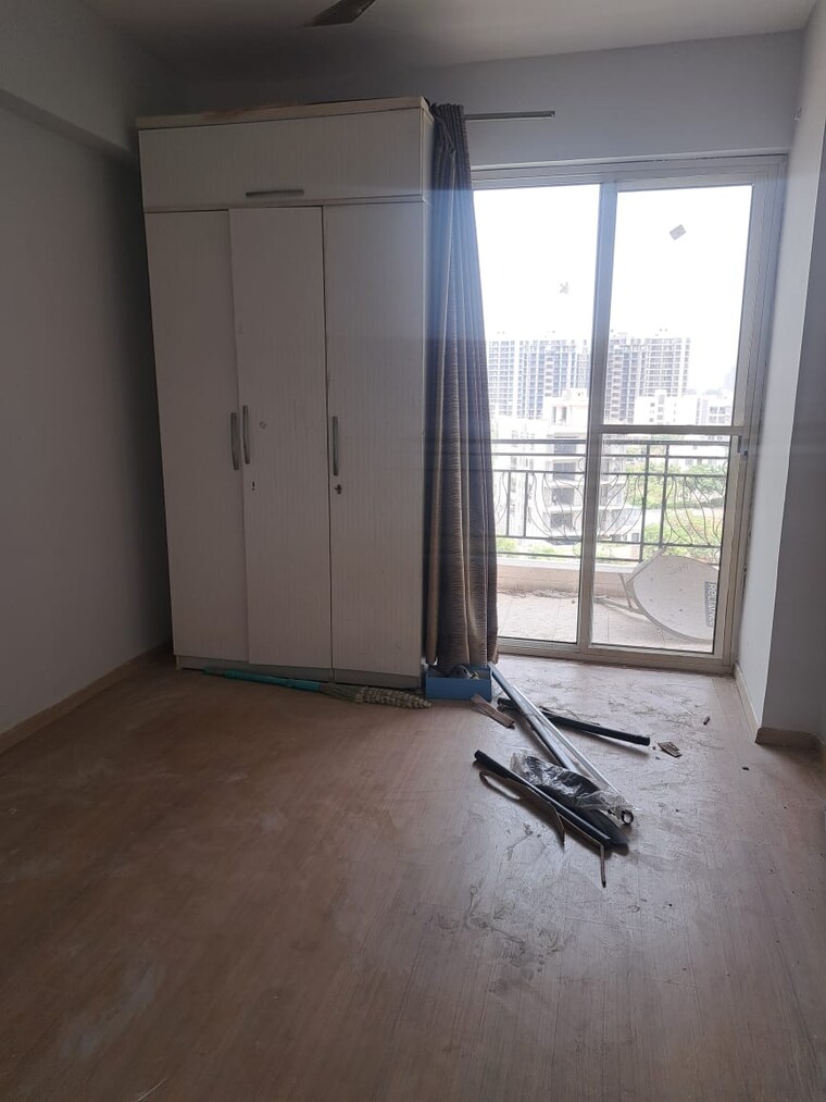 Room, mrg-the-balcony 2 Bedroom 650 Sq.Ft. Apartment In Sector 93 Gurgaon 9217783