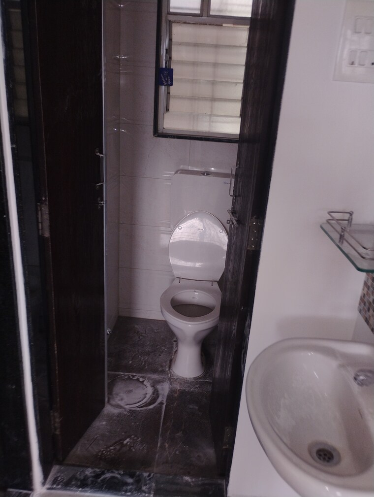 Bathroom, ashish-laxmi-angan 1 Bedroom 608 Sq.Ft. Apartment In Vadgaon Budruk Pune 9217781
