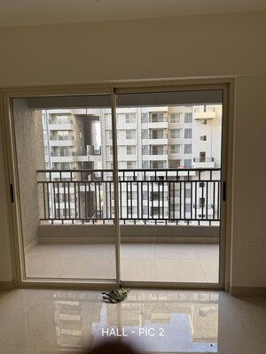 Room in 3 BHK Apartment at Supreme Estia Phase 1, Baner – for Rent