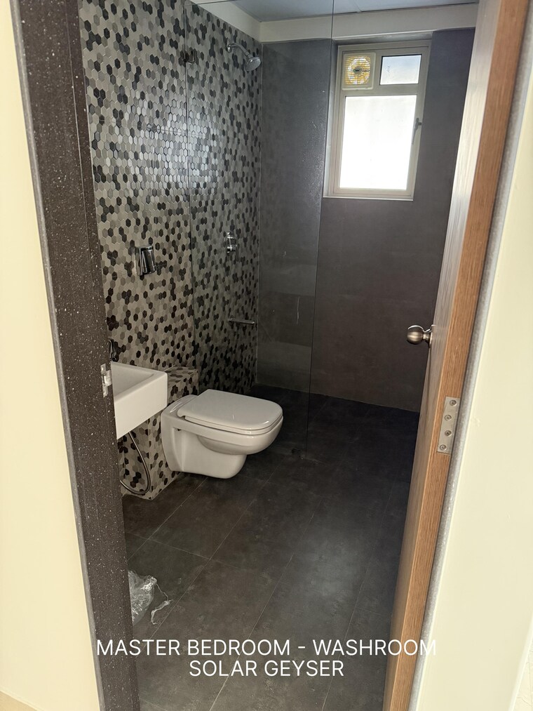 Bathroom, supreme-estia-phase-1 3 Bedroom 1407 Sq.Ft. Apartment In Baner Pune 9217782