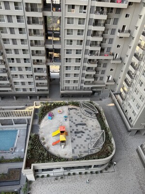 Master Plan in 3 BHK Apartment at Supreme Estia Phase 1, Baner – for Rent