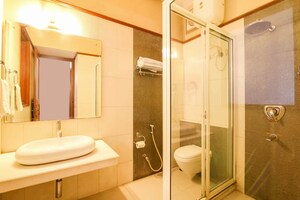 Bathroom in 3 BHK Builder Floor at Defence Colony – for Rent