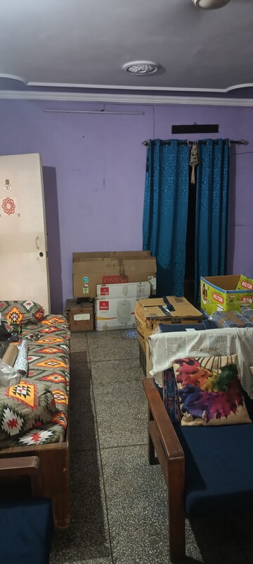 Furnished Amenities in 3 BHK Apartment at Patparganj – for Sale