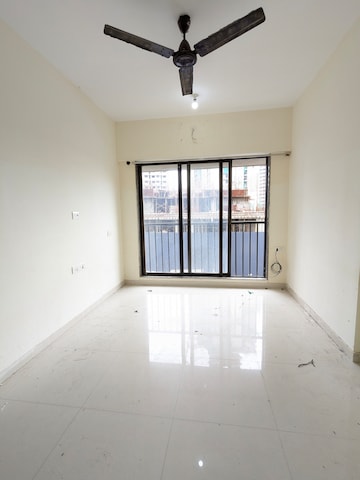 1 BHK Apartment For Rent in Parinee Essence, Kandivali West