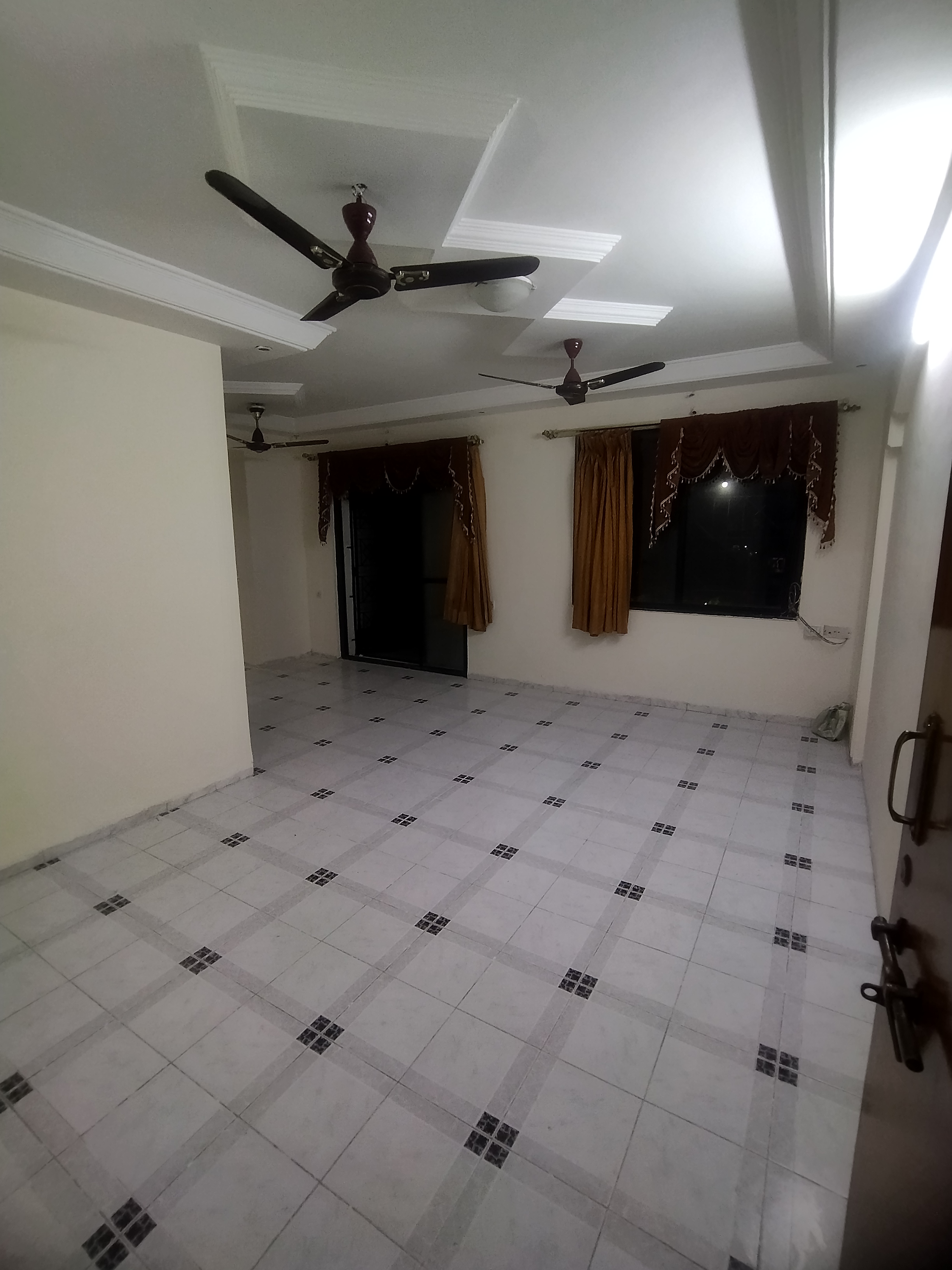 2 BHK Apartment For Sale in Bramha Estate