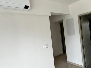 Room in 2 BHK Builder Floor at Birla Navya, Sector 63a – for Sale