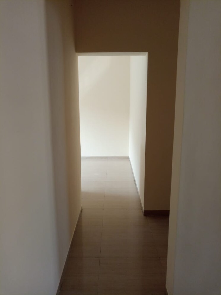 Room, trailokya-meghmalhar 1 Bedroom 516 Sq.Ft. Apartment In Warje Pune 9217980