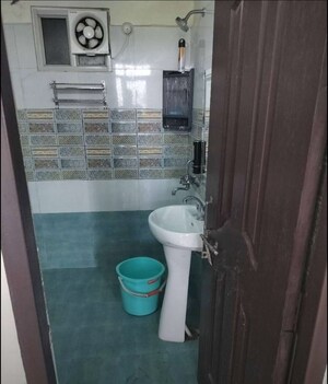 Bathroom in 2 BHK Apartment at Dragon Age The Citadel, Chinhat – for Rent