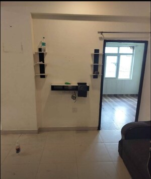 Room in 2 BHK Apartment at Dragon Age The Citadel, Chinhat – for Rent