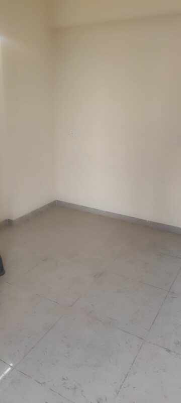 Furnished Amenities in 2 BHK Apartment at Wave Dream Homes, Wave City – for Rent