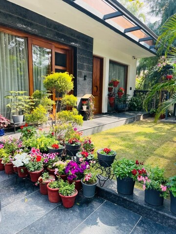 6 BHK Independent House – Exterior View View at Sector 71 - for Sale