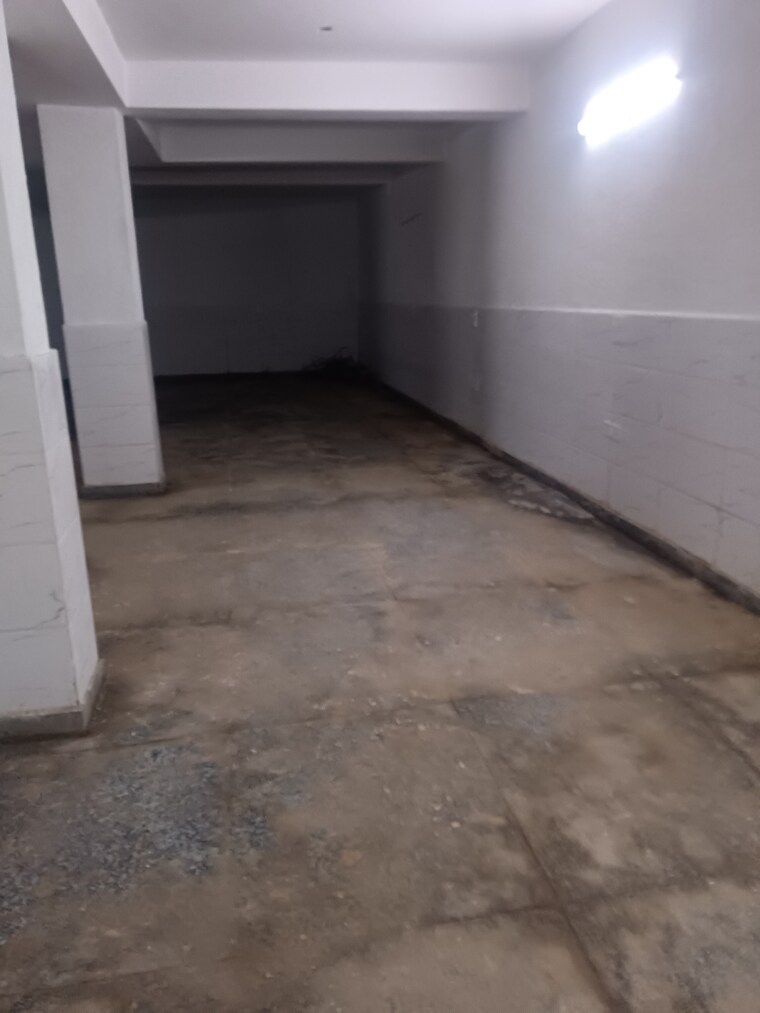 Room, panchsheel vihar Commercial Office Space 1800 Sq.Ft. In Panchsheel Vihar Delhi 9218058