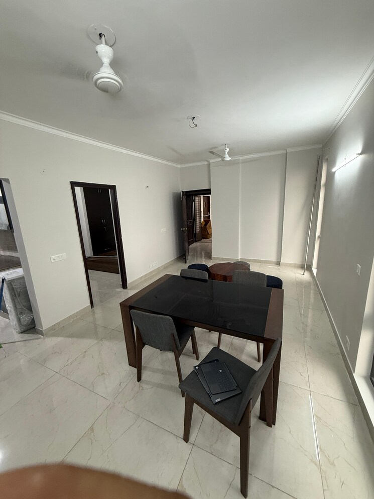 Team Area, supertech-czar-suites 3 Bedroom 1875 Sq.Ft. Apartment In Omicron I Greater Noida Greater Noida 9218038