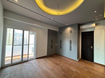 Room in 4 BHK Apartment at Dasnac Burj, Sector 75 – for Rent
