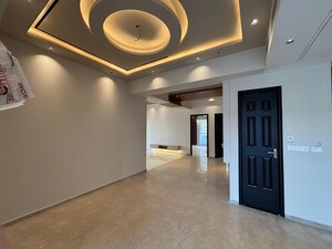 Room in 4 BHK Apartment at Dasnac Burj, Sector 75 – for Rent