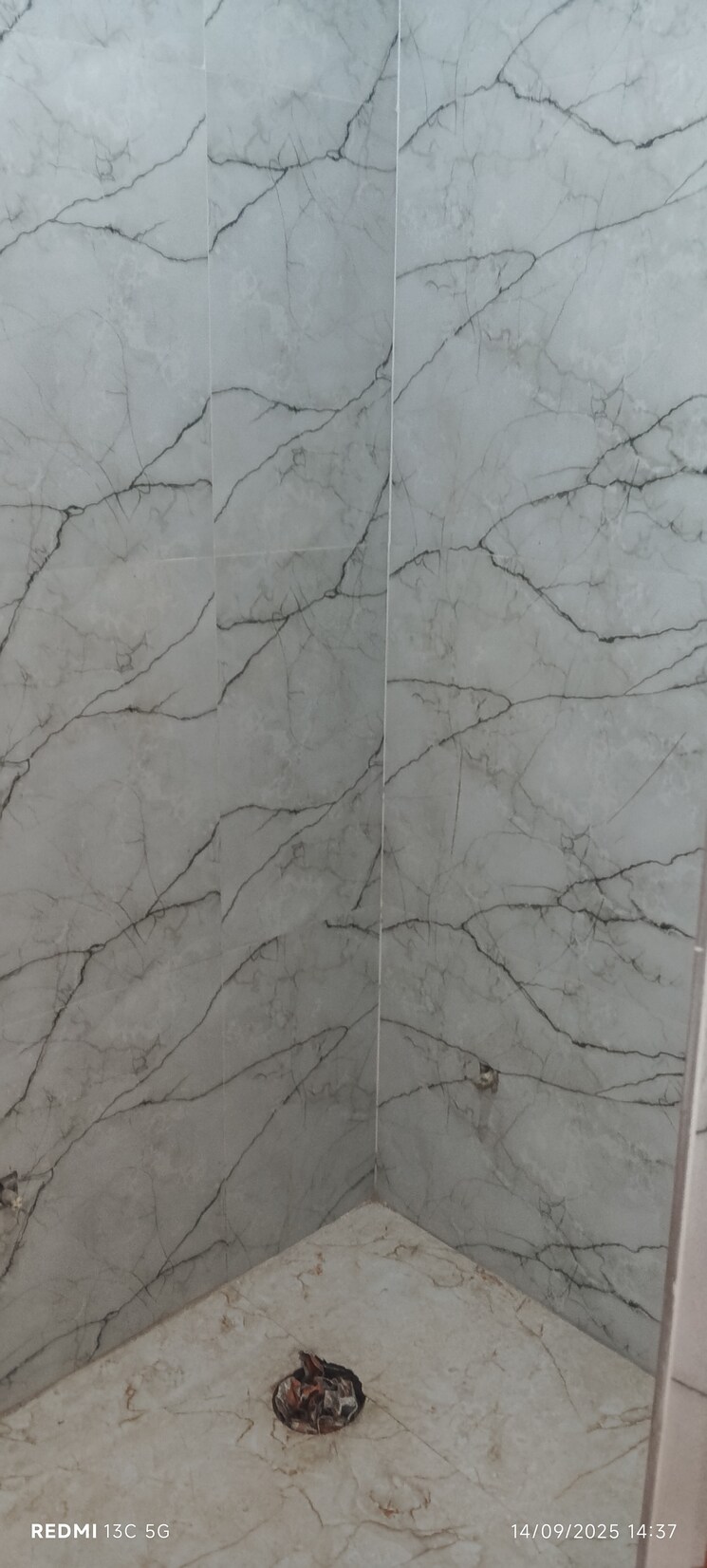 Washroom, shalimar garden 3.5 Bedroom 1600 Sq.Ft. Builder Floor In Shalimar Garden Ghaziabad 9218070