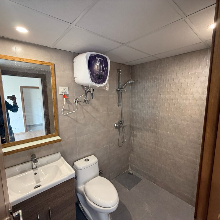 Bathroom, tulip-yellow 3 Bedroom 1034 Sq.Ft. Apartment In Sector 69 Gurgaon 9218127