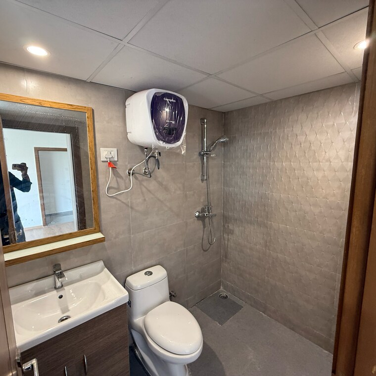 Bathroom, tulip-yellow 3 Bedroom 1034 Sq.Ft. Apartment In Sector 69 Gurgaon 9218127