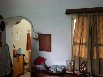 Furnished Amenities in 2 BHK Apartment at Shipra Suncity, Vaibhav Khand – for Rent