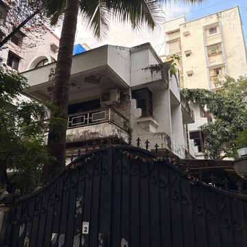 5 BHK Independent House For Sale in Goregaon West