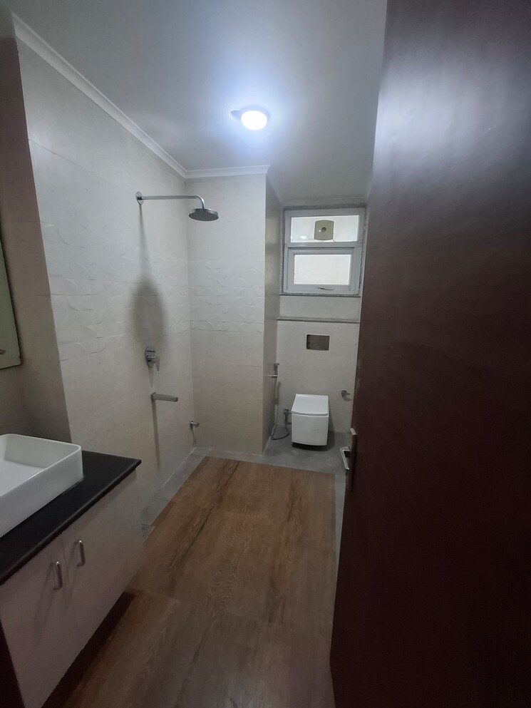 Bathroom, kohli-one-malibu-town 3 Bedroom 250 Sq.Yd. Builder Floor In Sector 47 Gurgaon 9218107