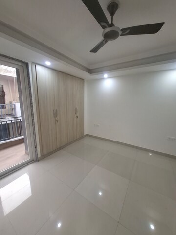 Staircase in 3 BHK Builder Floor at Kohli One Malibu Town, Sector 47 – for Rent