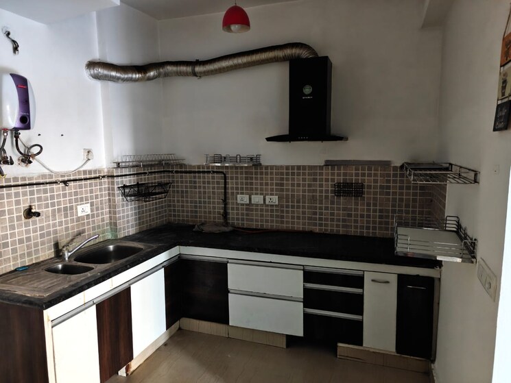 Kitchen, nimbus-the-hyde-park 3.5 Bedroom 1825 Sq.Ft. Apartment In Sector 78 Noida 9218113